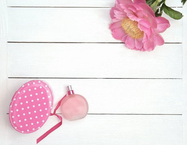 Découvrez l'univers du parfum de luxe avec le couvent parfums